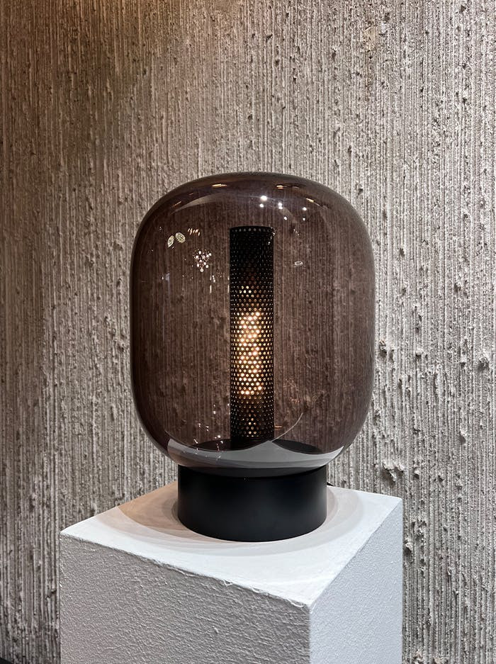 Rivington glass tafellamp zwart ontworpen door Brands-concept