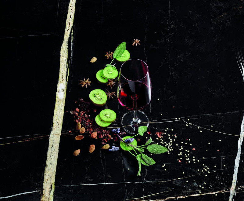 Zwiesel Glas Vivid Senses Wijnglas Fruity & delicate 1 - 0.535 Ltr - Geschenkverpakking 2 glazen