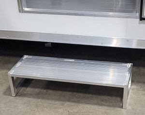 Single Aluminum Trailer Step