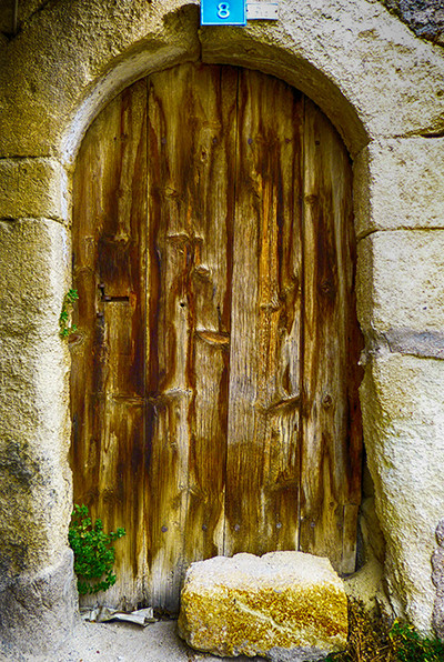 Stoned Door
