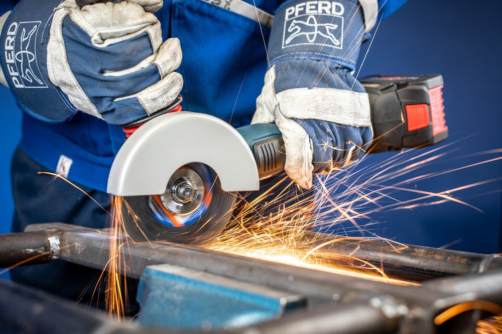 PFERD Cut-Off Wheel, 5" x .045 x 7/8, PSF STEELOX, T1, Aluminum oxide