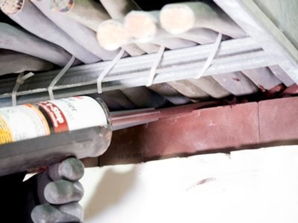 3M Fire Barrier Rated Foam FIP 1-Step, Nozzles, 5 Bags/Case