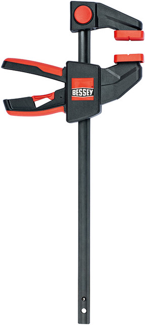 What separates the BESSEY® EHK series trigger clamps from the rest is that it has been engineered from the start to offer a clean design, comfortable handles and potential clamping force up to 600 lbs. The EHK series of clamps has the ability to quickly transform from clamping to spreading. The transition from clamping to spreading requires no tools on all but the smallest version (EHKMICRO). All that is required is a quick push of the locking mechanism to disengage the fixed jaw, move it to the opposite end of the rail and re-engage. BESSEY. Simply better.