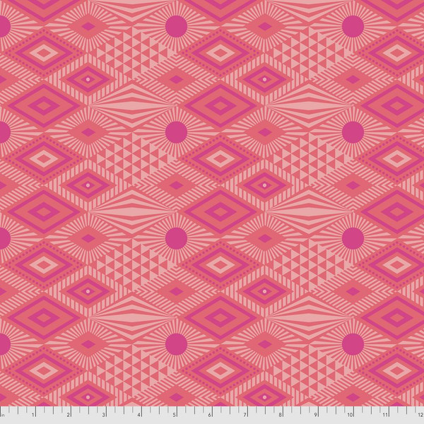 Daydreamer Lucy in Dragonfruit PWTP096.DRAGONFRUIT