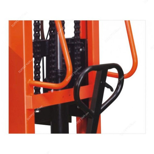 Eagle Manual Stacker, EHS1520, 2 Mtrs Lifting Height, 1500 Kg Weight Capacity Eagle Manual Stacker, EHS1520, 2 Mtrs Lifting Height, 1500 Kg Weight Capacity