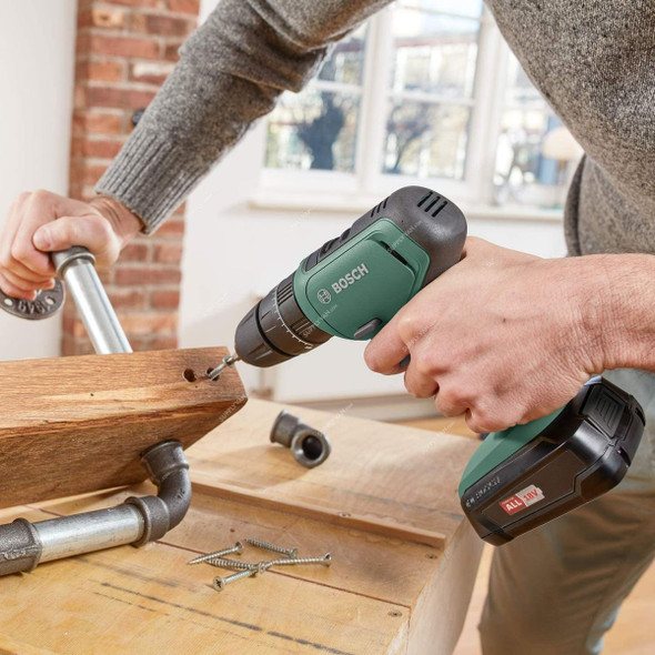 Bosch Universal Impact18V Cordless Two-Speed Combo Drill Kit, 06039C8171, 18V, 10MM Chuck Capacity, 6 Pcs/Kit