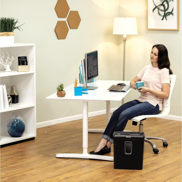 Fellowes Powershred Cross-Cut Paper Shredder, P-30C, 6 Sheets, 15 Ltrs Bin Capacity, Black Fellowes Powershred Cross-Cut Paper Shredder, P-30C, 6 Sheets, 15 Ltrs Bin Capacity, Black