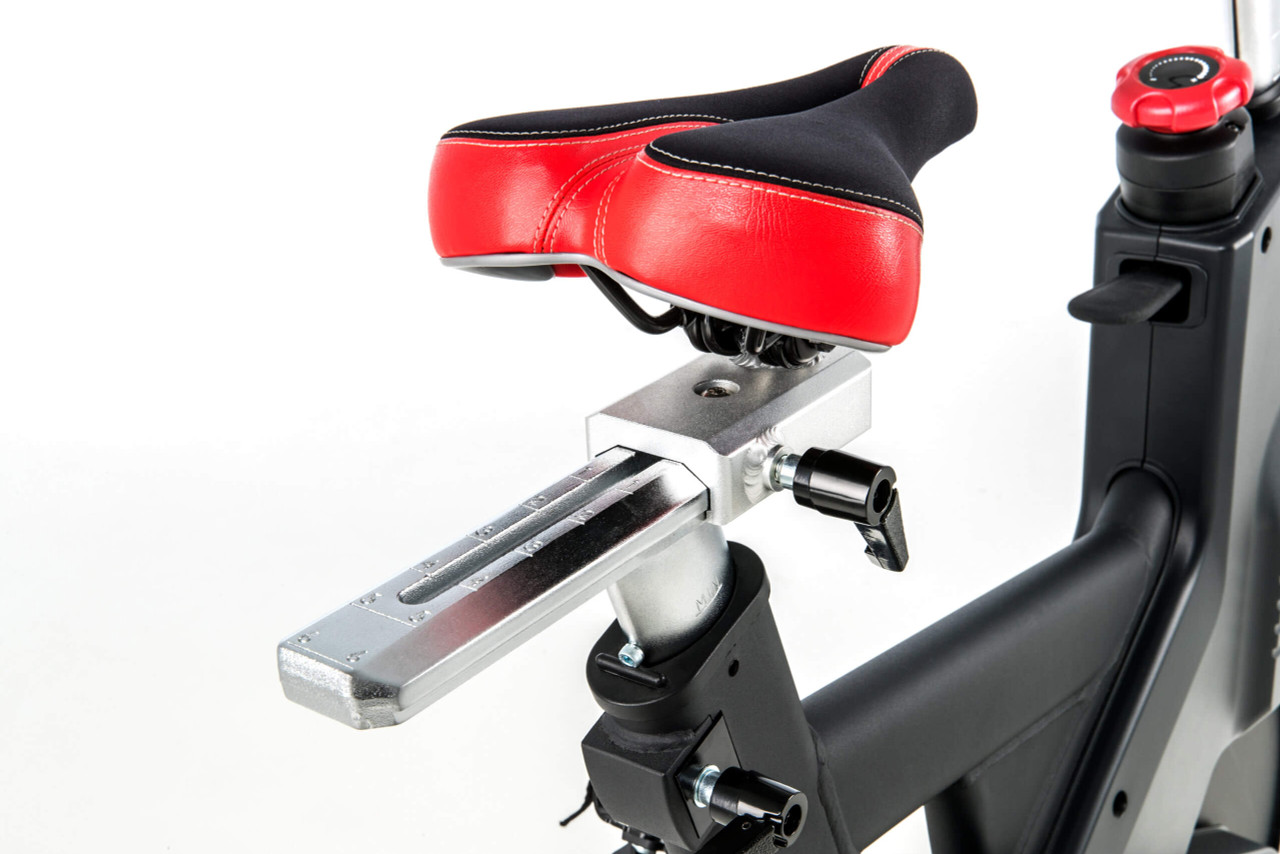 Sole sb900 sale indoor cycle bike