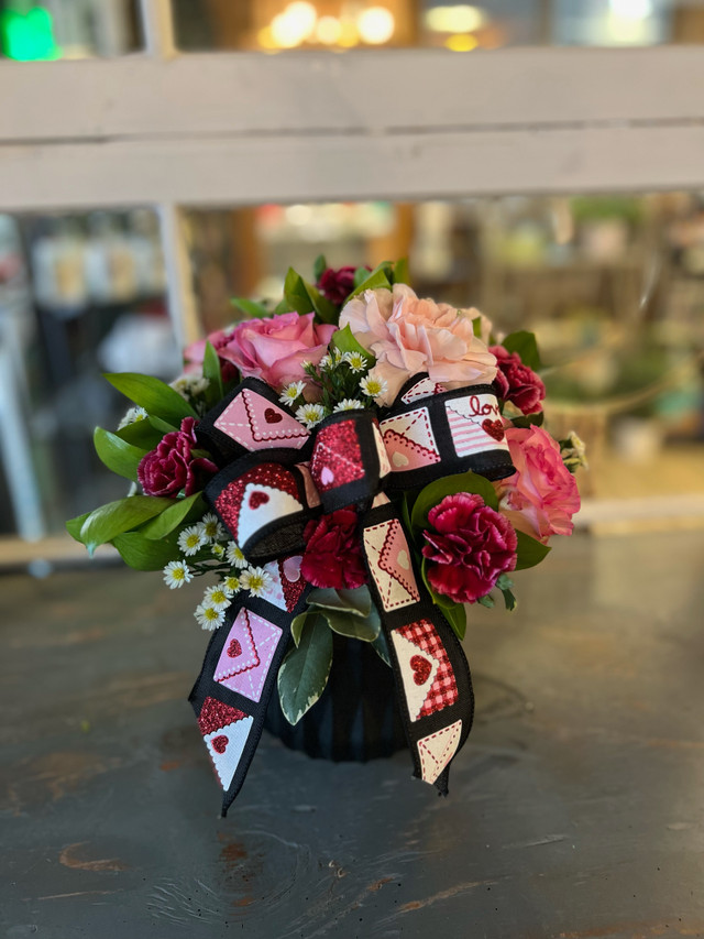 Main Floral Anoka Main Floral