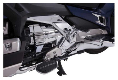 Ciro Goldstrike Engine Covers - Chrome, Fits 2018-up Gold Wing Models 78500 - Wisconsin Harley-Davidson