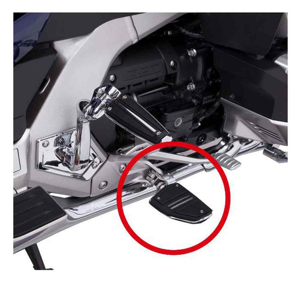 Ciro Goldstrike Twin Rail Footrests w/ Driver Adapter - Gold Wing, 68405-68425 - Wisconsin Harley-Davidson