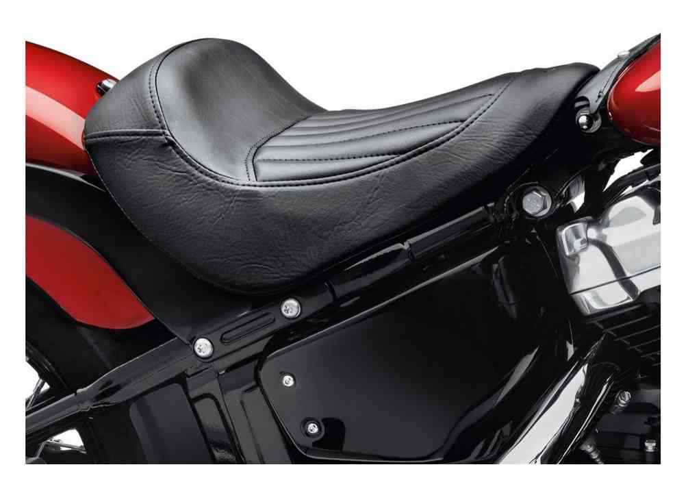 Harley-Davidson Free Shipping - Harley-Davidson Reach Solo Seat - Softail Slim Styling, Fits Softail 52000303 - Free Shipping on many products plus Orders Over $99