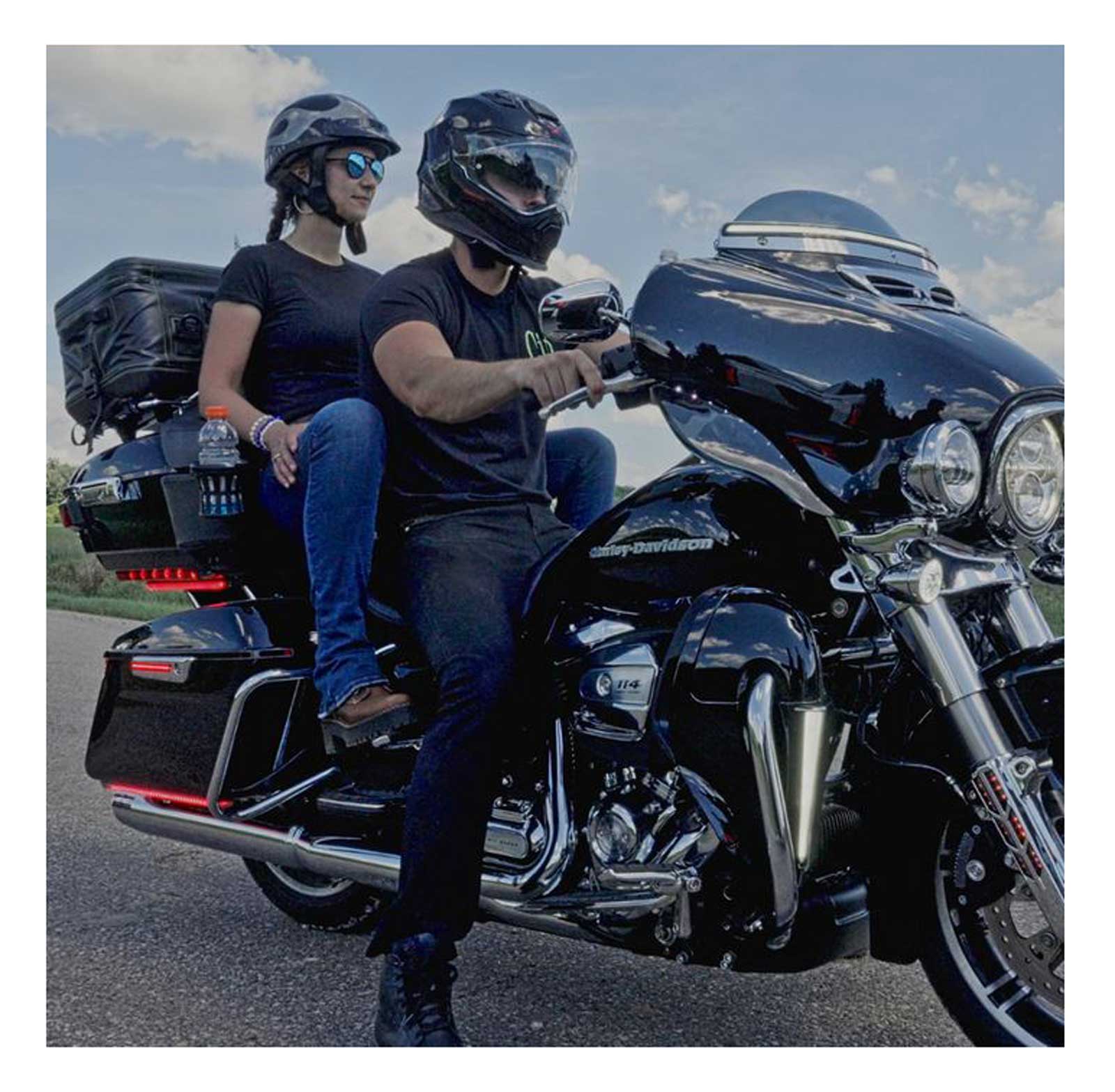 Ciro Gen 2 Drink Holder w/ Passenger Mount, Weatherproof, Fits '96-'13 Models - Largest Selection of Harley-Davidson Products