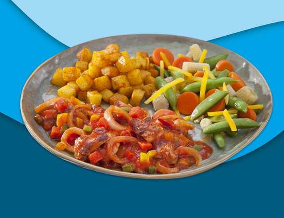 Kip piri piri, gebakken aardappelen en wokgroenten