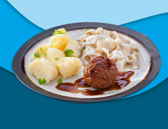 Rundergehaktbal, gekookte aardappelen en groentemix zoutarm