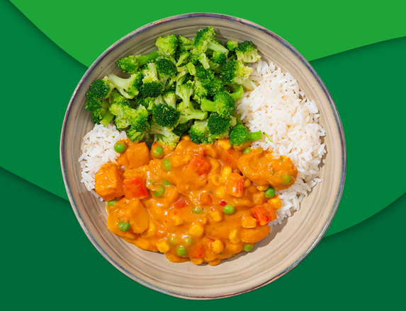 Rode groentecurry met rijst en broccoli zoutarm