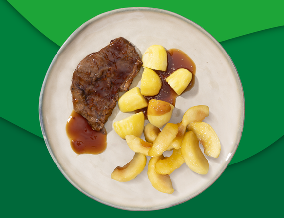 Rundersukade met jus, aardappelen en stoofappeltjes zoutarm