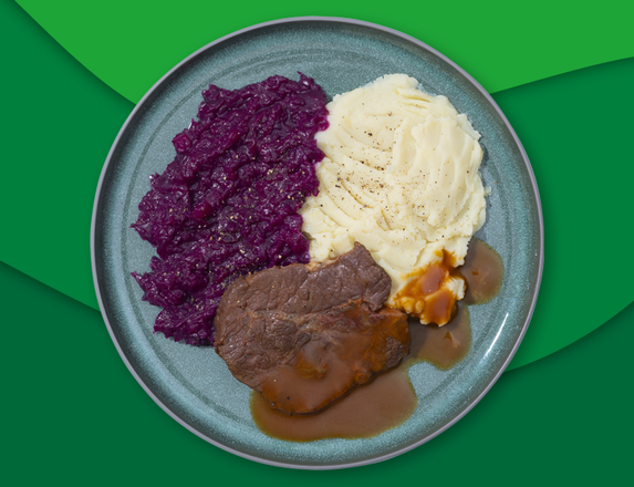 Rundersukade met jus, puree en rode kool met appel zoutarm