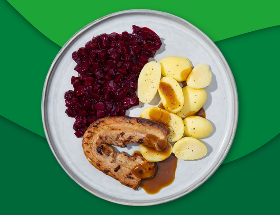 Speklap met jus, aardappelen en rode bieten