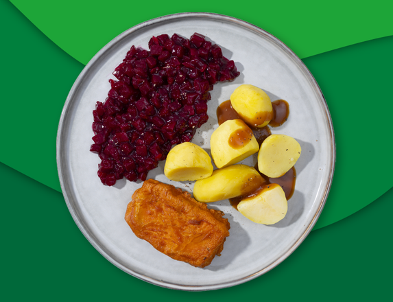 Gebakken lekkerbek met jus, aardappelen en rode bieten