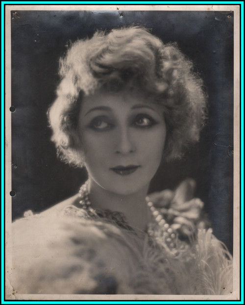 CLAUDE FRANCE in "La Madone Des Sleepings" - Original Oversized PORTRAIT 1928