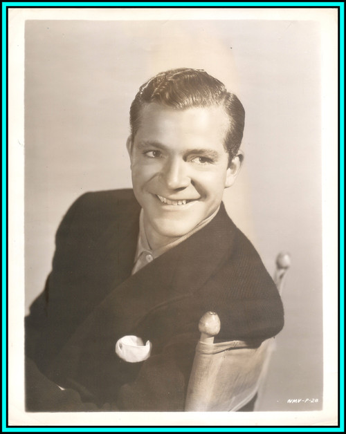 DANA ANDREWS in "No Minor Vices" - Original Vintage PORTRAIT - 1948 DANA ANDREWS in "No Minor Vices" - Original Vintage PORTRAIT - 1948