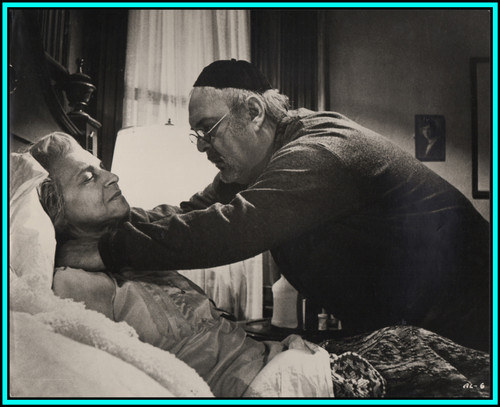IDA KAMINSKA & ZERO MOSTEL in "The Angel Levine" - Original Vintage Photo 1970