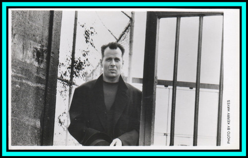 BRUCE WILLIS in "Hudson Hawk" - Original Vintage Photograph - 1991