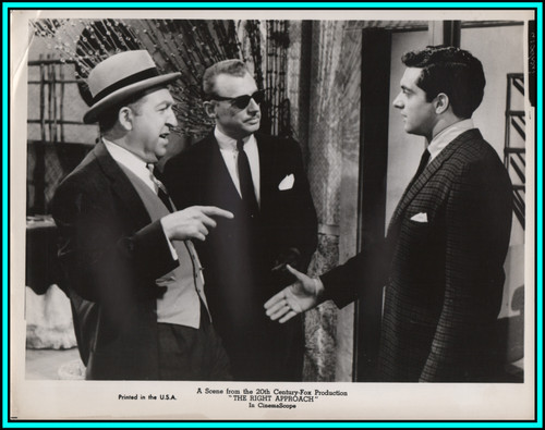 FRANKIE VAUGHAN & JESSE WHITE in "The Right Approach" - Original Photo 1961