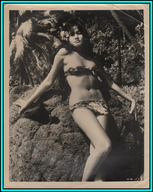 ELIZABETH LOGUE in "Nude Odyssey" - Original Vintage PORTRAIT - 1961
