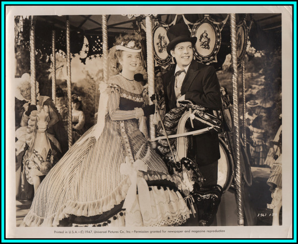 DEANNA DURBIN & DICK HAYMES in "Up in Central Park" - Original Vintage Photo - 1948
