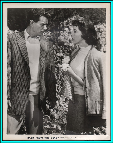 MARSHA HUNT & ARTHUR FRANZ in "Back From The Dead" - Original vintage Photo 1957