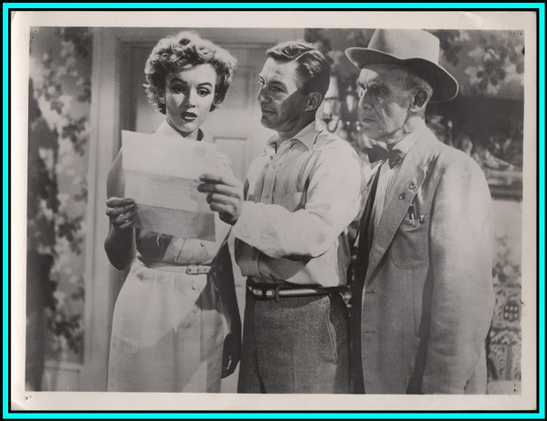MARILYN MONROE & DAVID WAYNE in "We're Not Married" - Original Vintage Photo - 1952