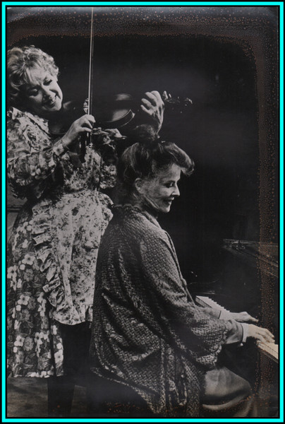 KATHERINE HEPBURN in "West Side Waltz" - Original Vintage Theater Photo 1981