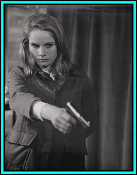 DOMINIQUE SANDA in "A Gentle Woman" - Original Vintage Photo - 1969
