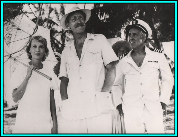 MIA FARROW & MAX VON SYDOW in "Hurricane" - Original Vintage Photo 1979