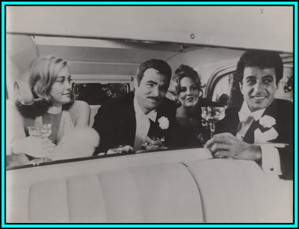 CYBILL SHEPHERD & BURT REYNOLDS in "At Long Last Love" - Original Vintage Photo 1975