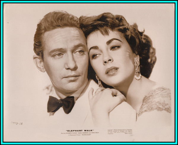 ELIZABETH TAYLOR & PETER FINCH in "Elephant Walk" - Original Vintage Photo 1953