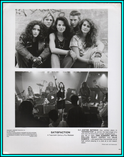 JUSTINE BATEMAN & JULIA ROBERTS in "Satisfaction" - Original Vintage Photo 1988