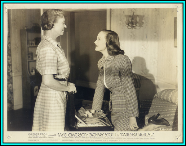 FAYE EMERSON & MARY SERVOSS in "Danger Signal" - Original Vintage Photo 1945