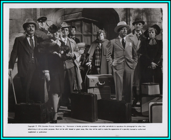 EILEEN BRENNAN & DAVID NIVEN in "Murder by Death" - Original Vintage Photo 1976