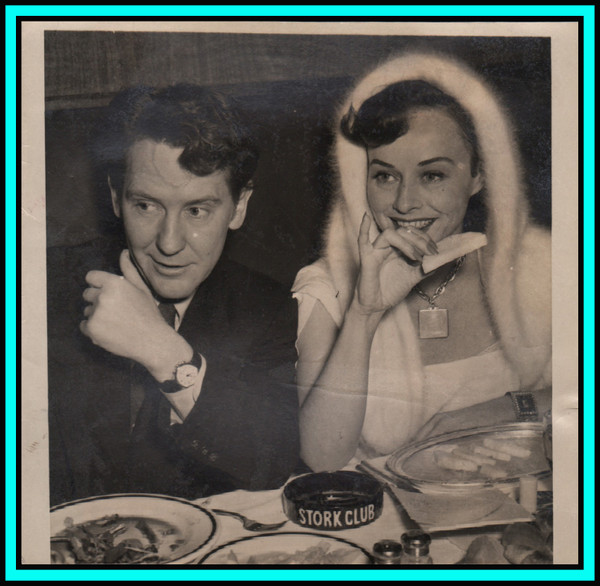 PAULETTE GODDARD & BURGESS MEREDITH - Original Candid Vintage PORTRAIT - 1946