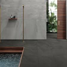UNICOM - BRAZILIAN SLATE - RAIL BLACK 24X48