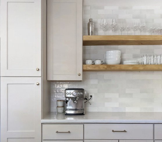 Studio White Gloss 2.5"x8" Wall Tile
