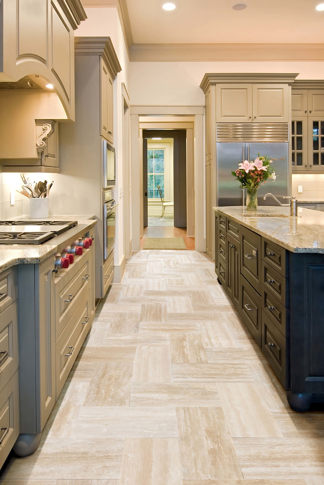 Ivory Vein Cut Travertine Tile Honed & Filled 12x24