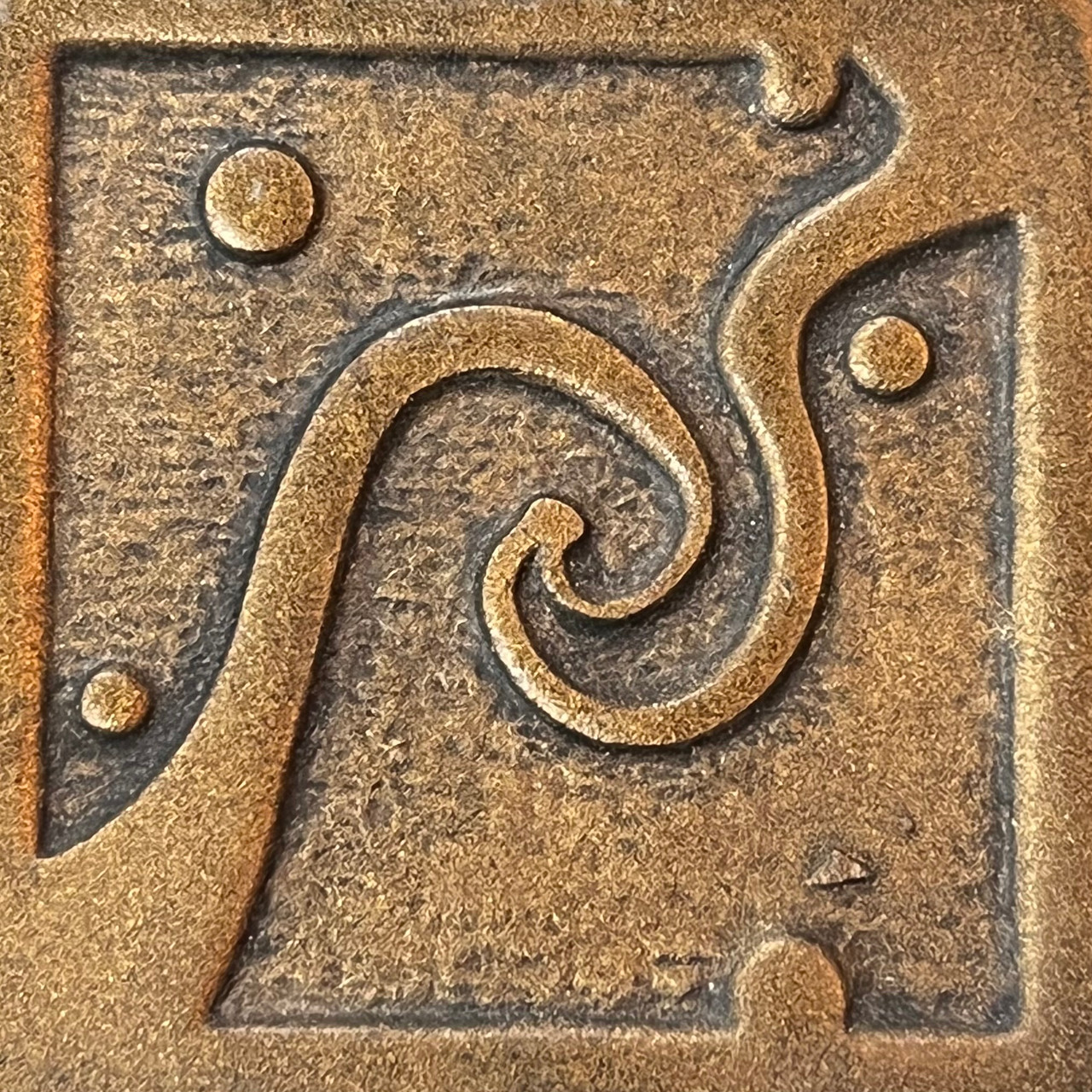 Mod D Bronze 2"x2"Deco Cast Metallic