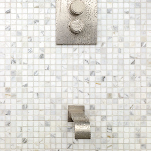 Calacatta Gold Honed 5/8x5/8 Mosaics Calacatta Gold Honed 5/8x5/8 Mosaics
