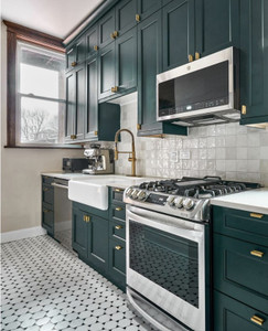 Trinity White Gloss 4"x4" Ceramic Wall Tile Trinity White Gloss 4"x4" Ceramic Wall Tile