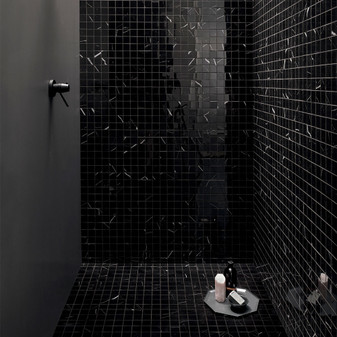 Nero Marquina Polished 2x2 Mosaics 12x12 Mesh