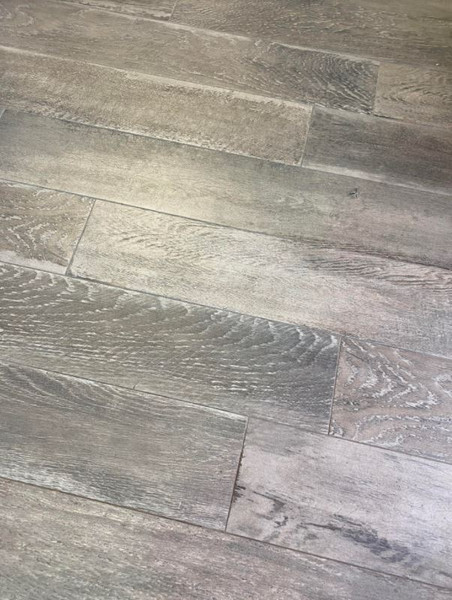 Lignum Grey 8"x48" Tiles